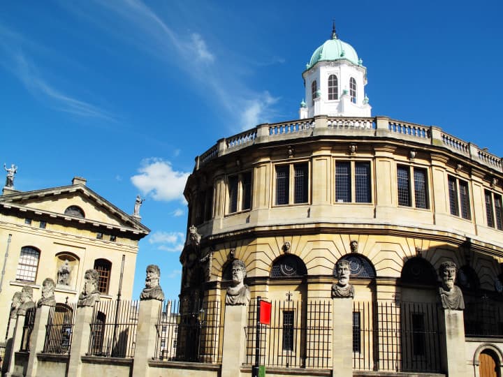 Financial Advisor Oxford