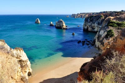 retiring abroad portugal