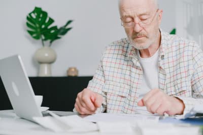 SIPP vs workplace pension, should you transfer?