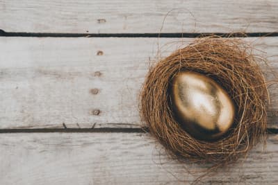 What is the average pension pot in the UK?