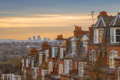 Can a director of a liquidated company get a mortgage in the UK?