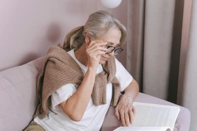 Is a crystallised pension still invested?