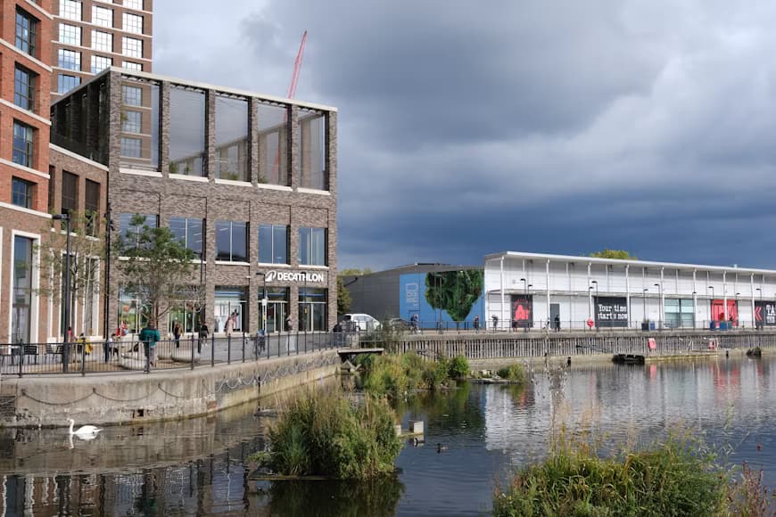 Financial Advisor Surrey Quays