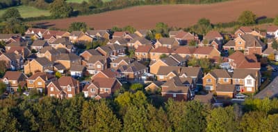 What are the current mortgage interest rates in the UK?